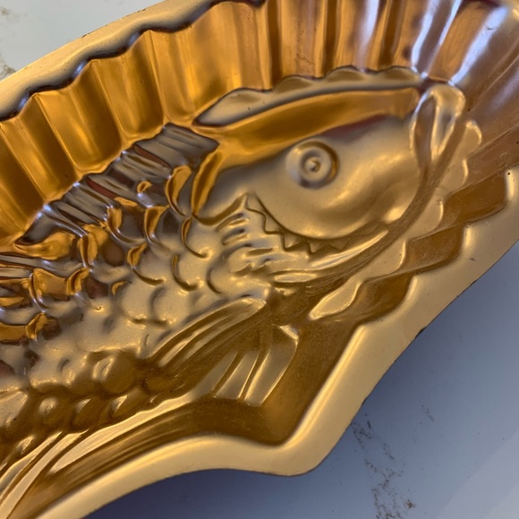 Vintage Copper Fish Mold - Picture 7 of 8